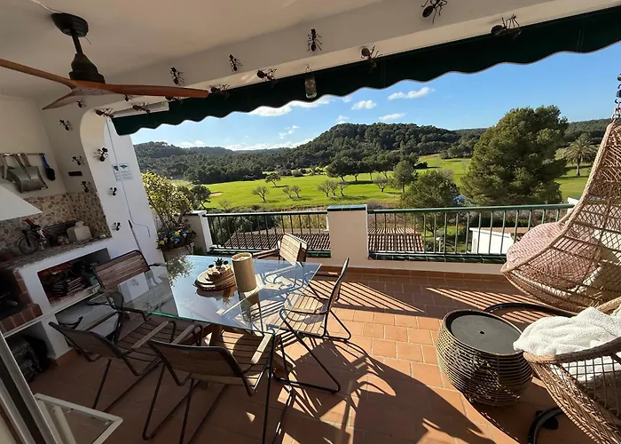 Flat Surrounded By Nature Wifi & Pool & Beach Nearby